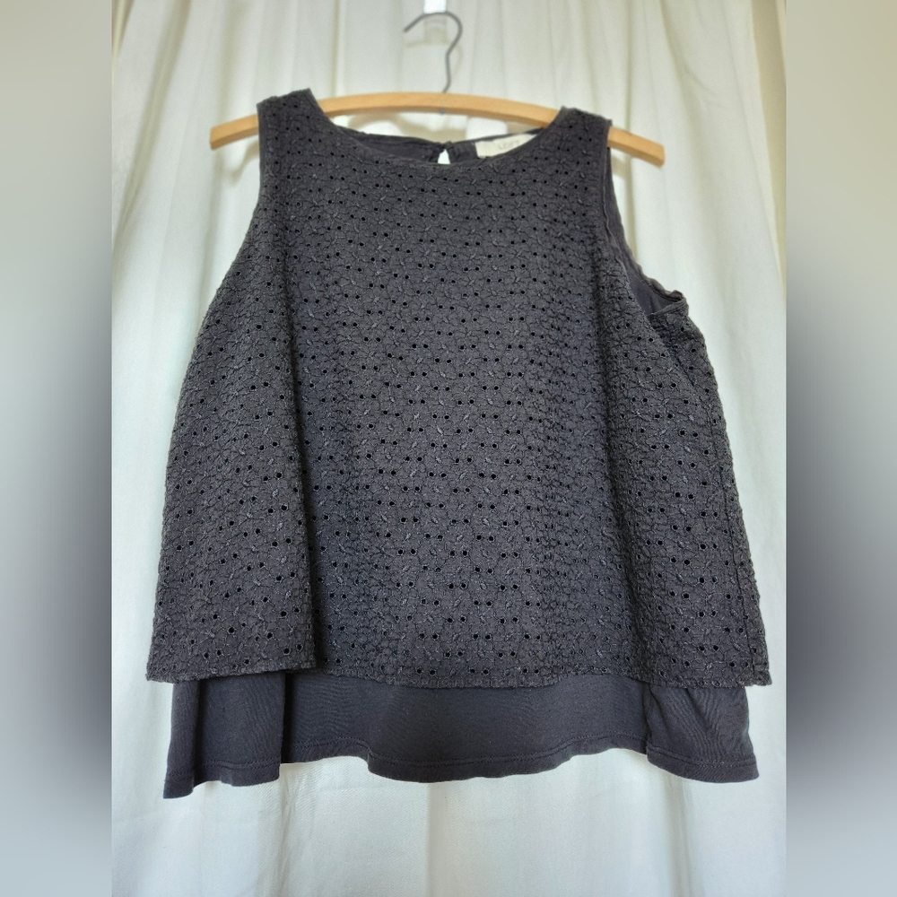 LOFT Black Sleeveless Eyelet swing top – US Womens Petite Medium